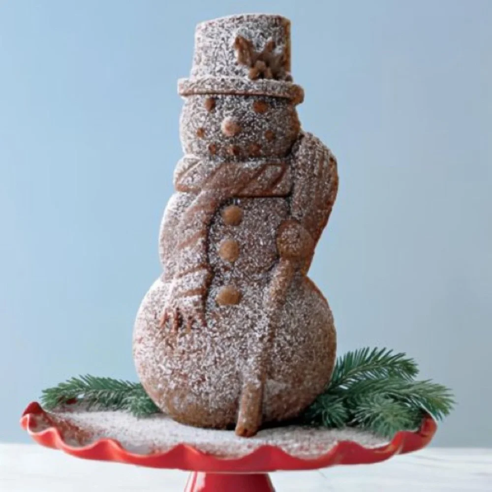 Williams Sonoma Nordic Ware Festive Snowman Cake Pan Mold - NEW